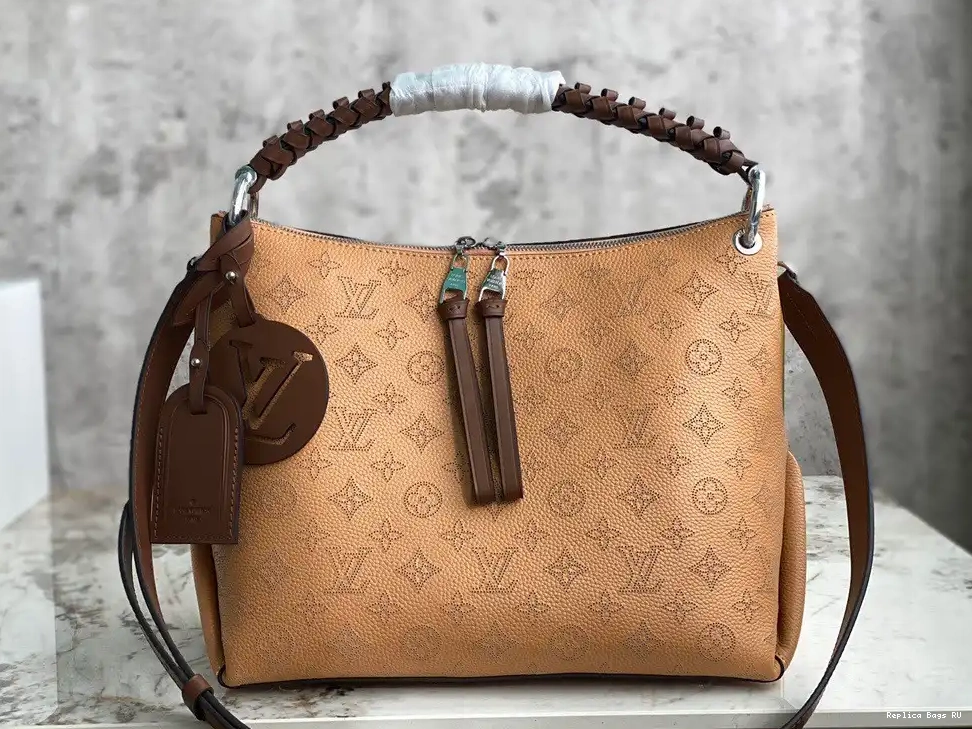 Cheap HOBO BEAUBOURG MM LOUIS VUITTON 0520
